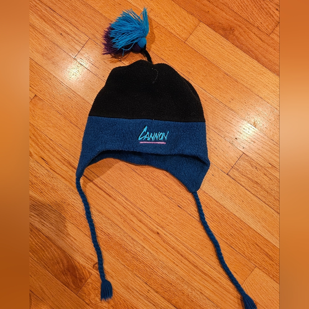 Cannon winter pom hat